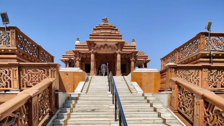 Akhileshwar Temple